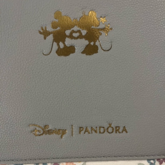 Disney x Pandora Gold and Gray Wristlet - Picture 3 of 3